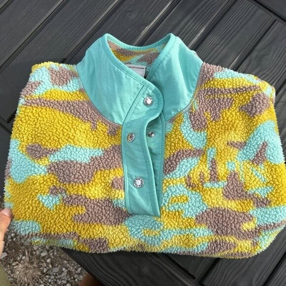 The north face fleece button snap pullover. XL - Picture 3 of 5